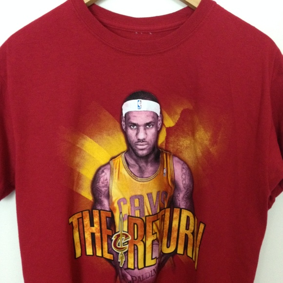 adidas Other - Adidas Lebron James Cleveland Cavaliers M T-Shirt